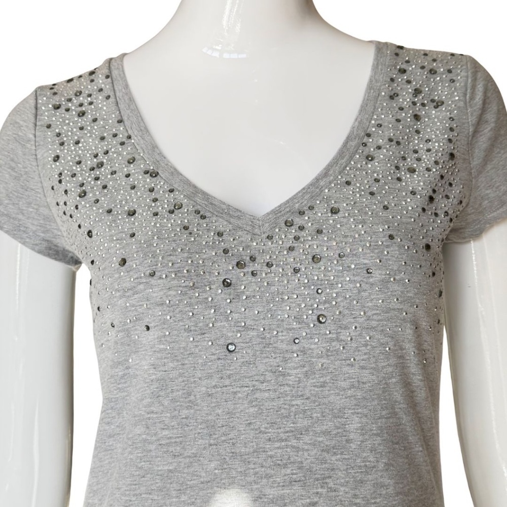 Cache Grey Rhinestone Studded Short Sleeve Tee With Ruched Sides Size Medium - Picture 4 of 7